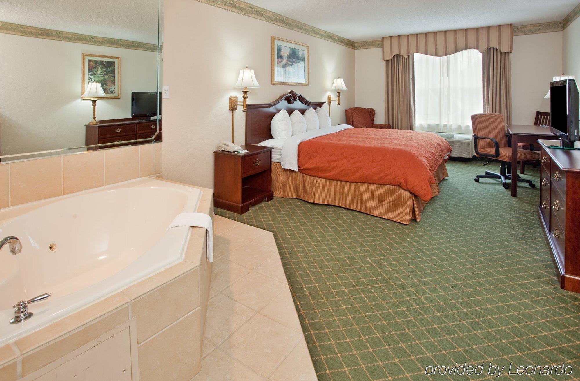 Spark By Hilton Summerville Exterior photo